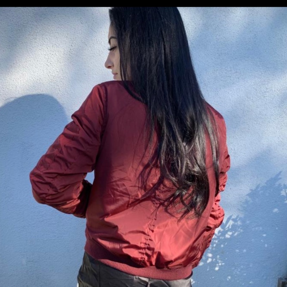 BOMBER JACKET